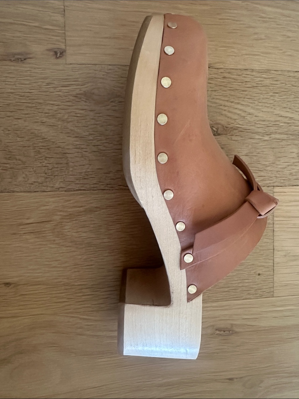 Loeffler Randall Tan Leather Knot-Detail Clogs - Picture 4 of 5